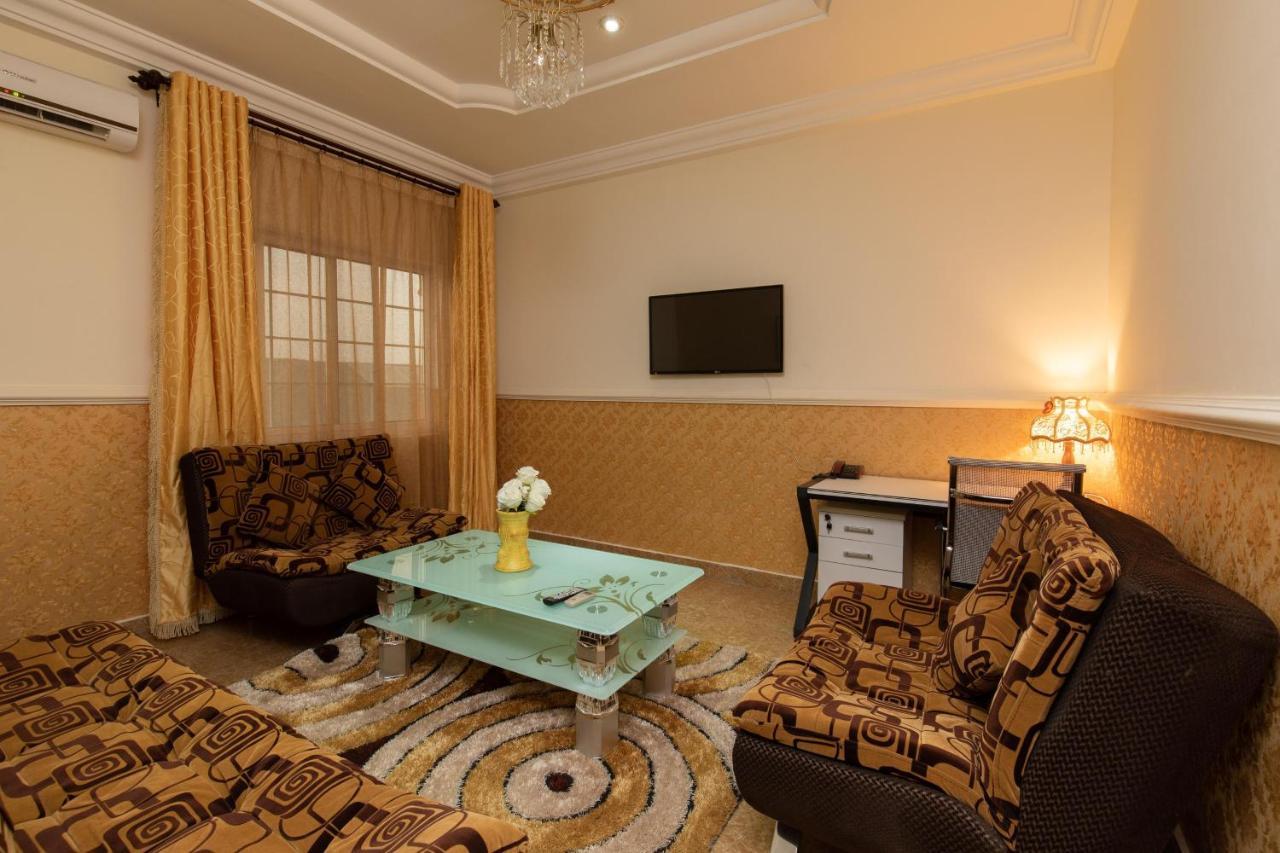 Ag Hotel And Suites Ogbodjo Ngoại thất bức ảnh