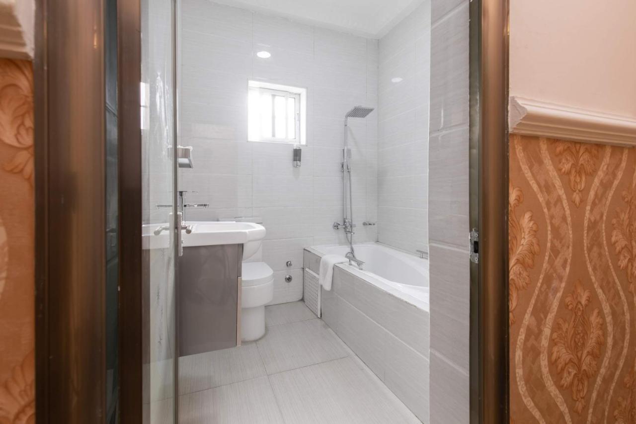 Ag Hotel And Suites Ogbodjo Ngoại thất bức ảnh