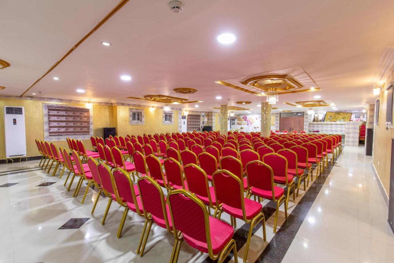 Ag Hotel And Suites Ogbodjo Ngoại thất bức ảnh