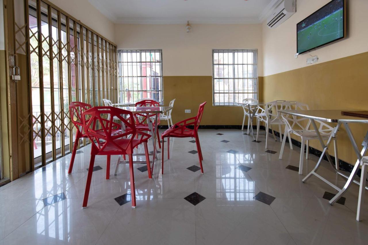 Ag Hotel And Suites Ogbodjo Ngoại thất bức ảnh