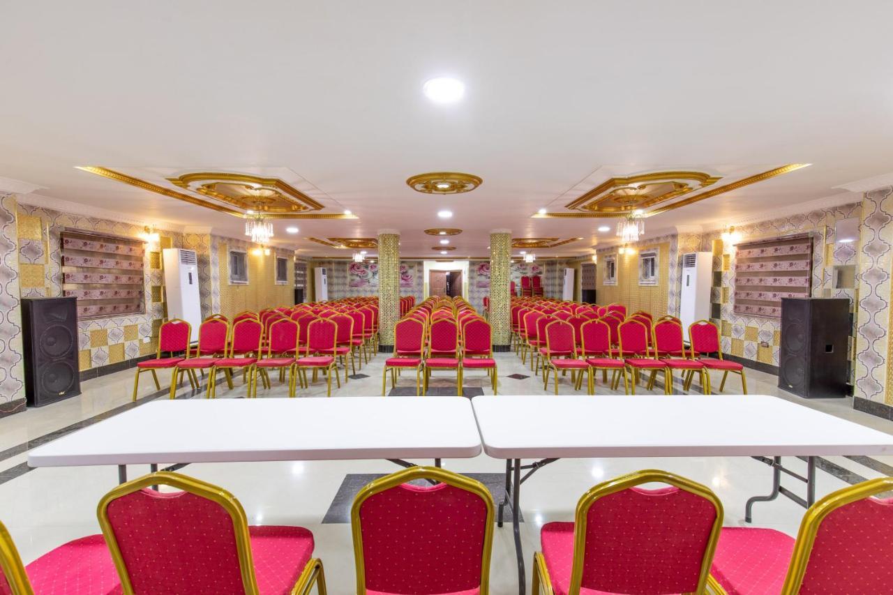 Ag Hotel And Suites Ogbodjo Ngoại thất bức ảnh