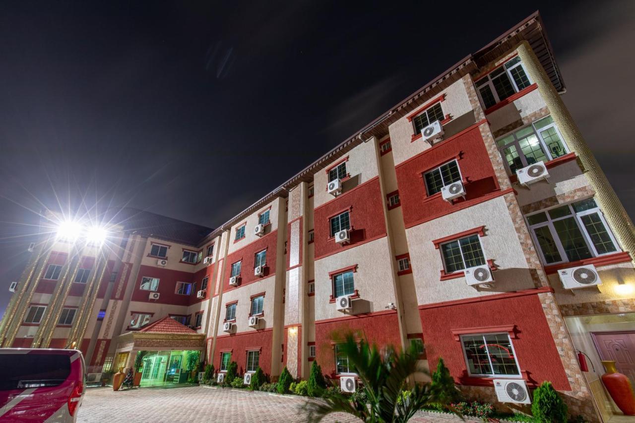 Ag Hotel And Suites Ogbodjo Ngoại thất bức ảnh